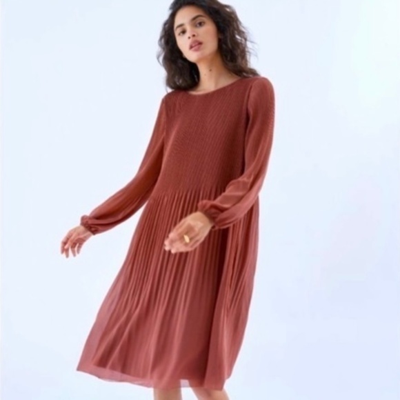 Wilfred Dresses & Skirts - Wilfred Daydreamer Midi Dress